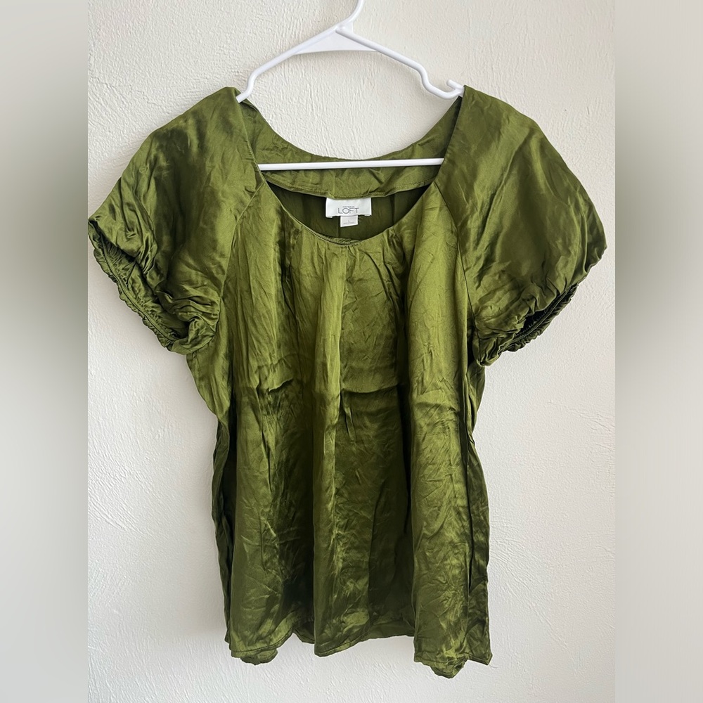 LOFT Ann Taylor 100% Silk Blouse